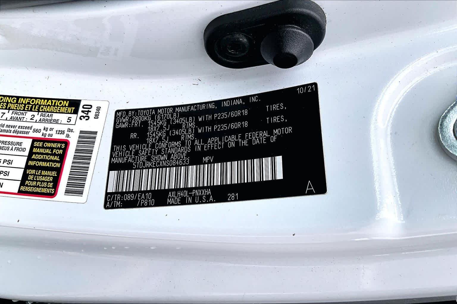 Used 2022 Wind Chill Pearl Toyota XLE image 33