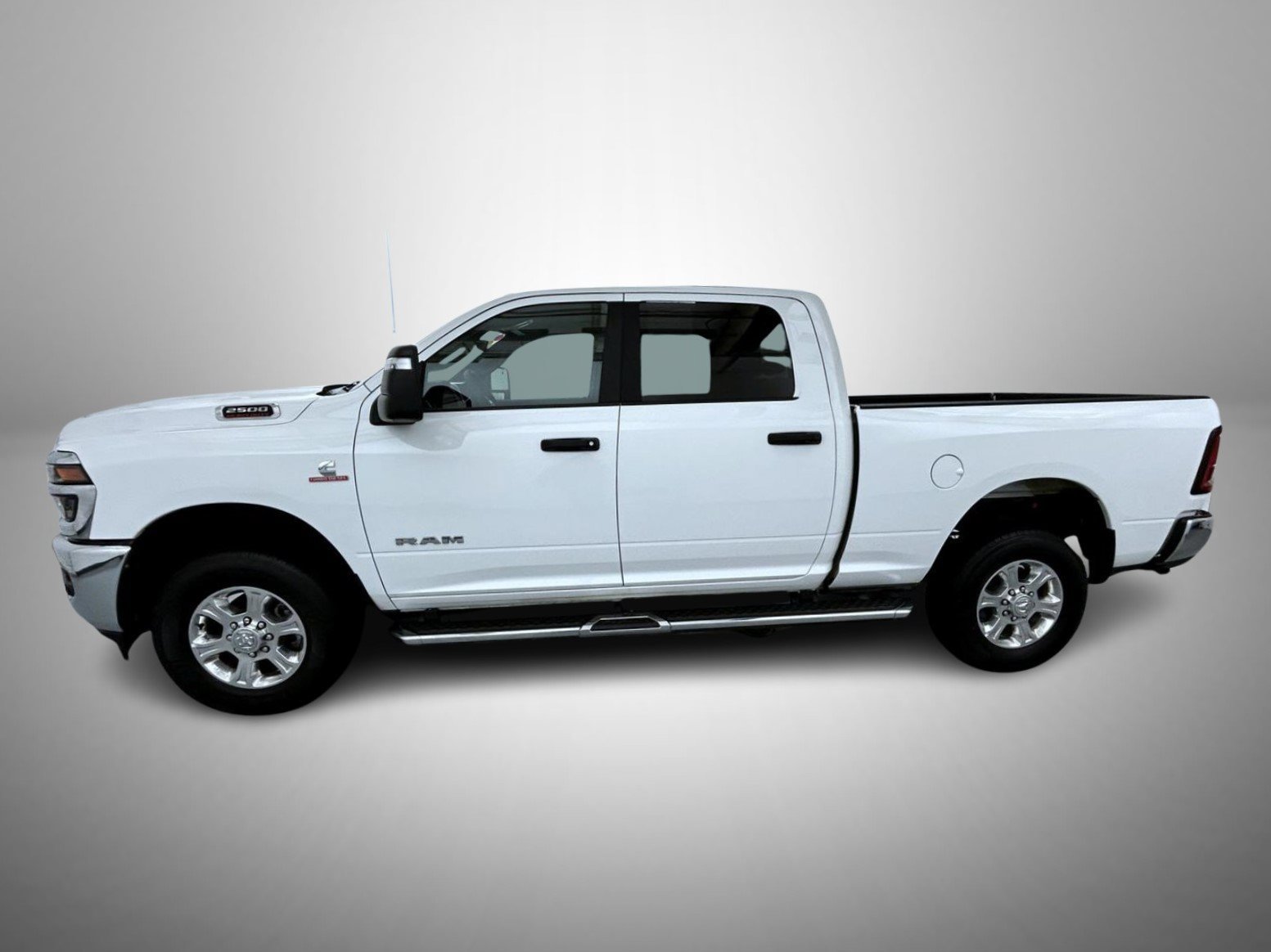 Used 2026 White Ram Big Horn image 8