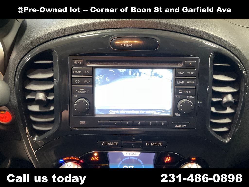 Used 2011 Red Nissan SL image 23