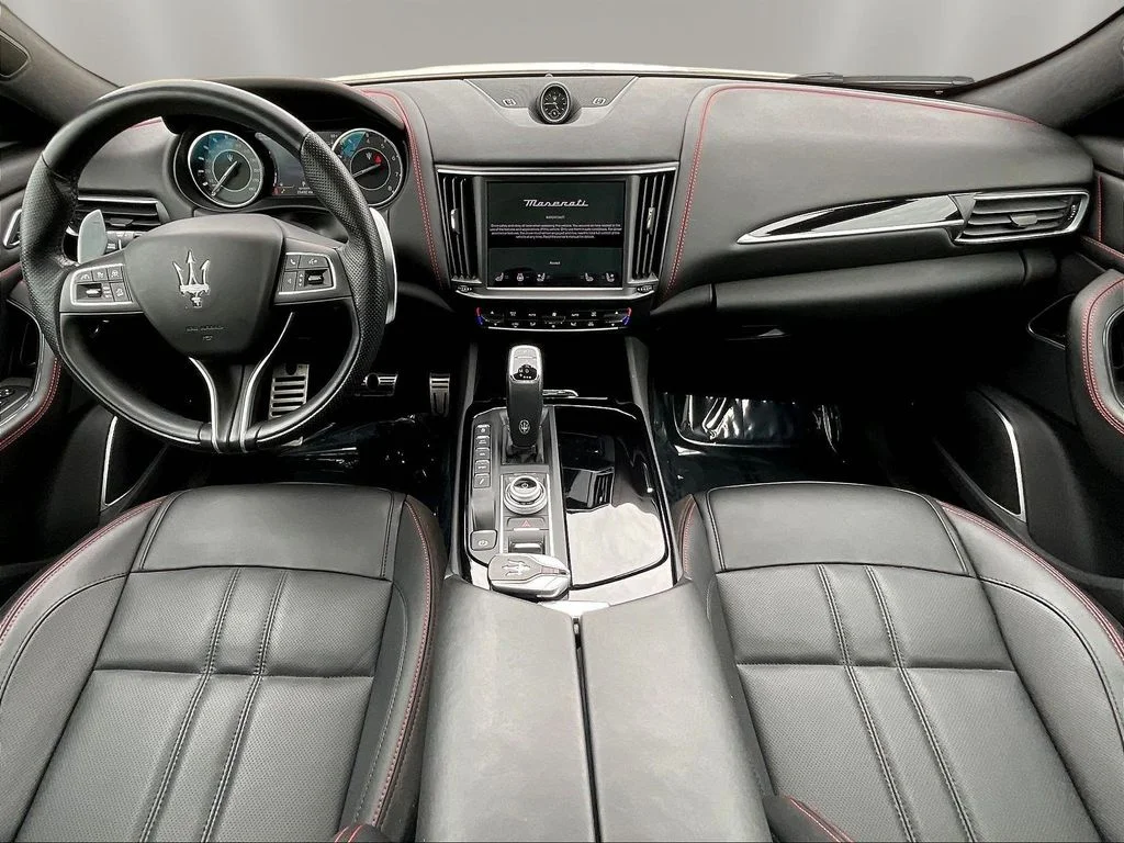Used 2024 Bianco Maserati Modena image 7