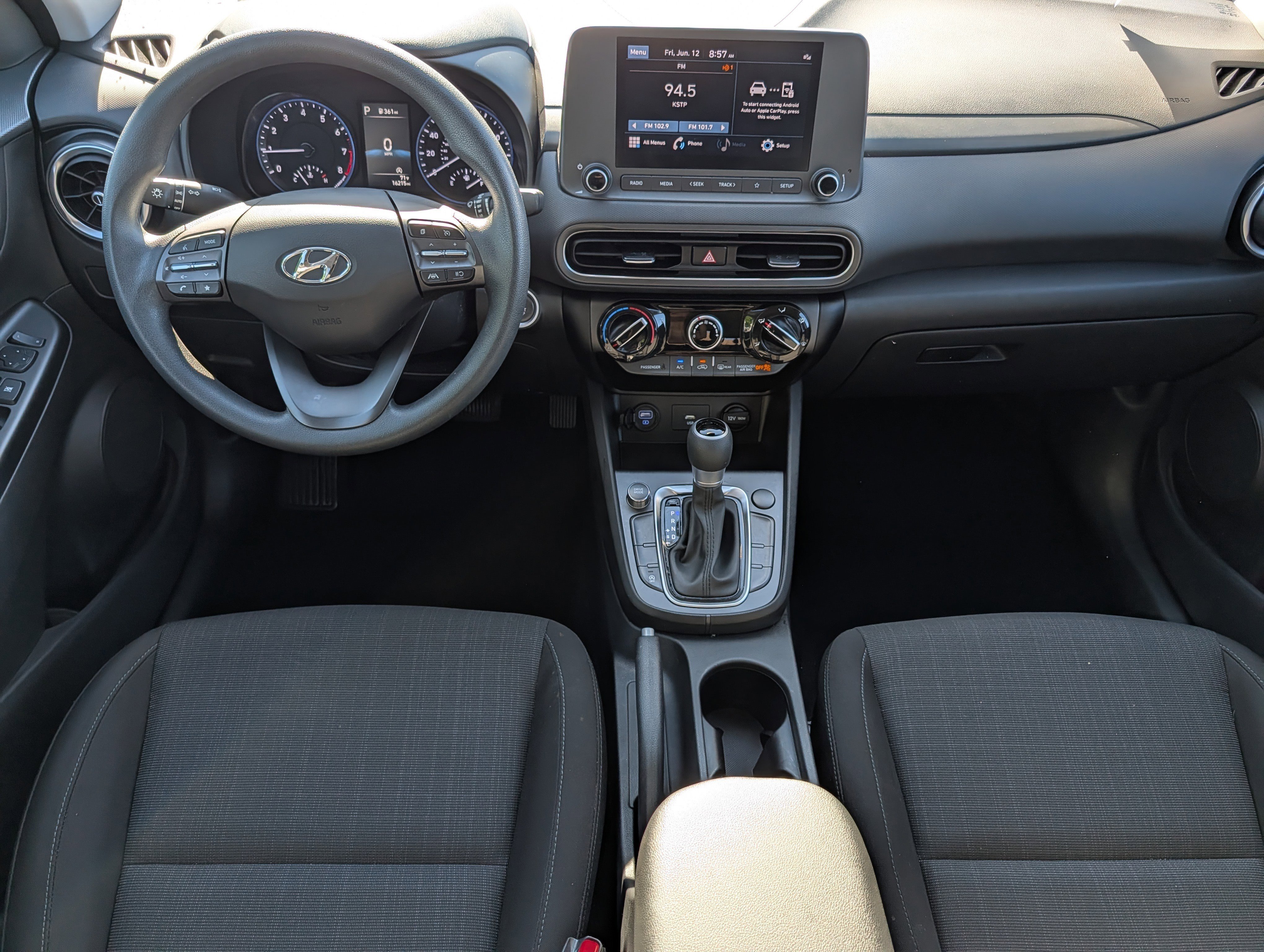 2023 Hyundai Kona SEL - Photo 10