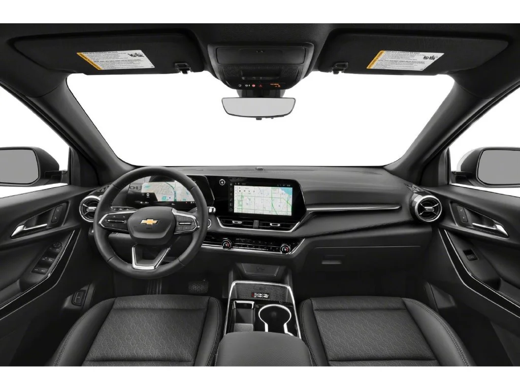 Used 2025 Green Chevrolet LT image 5