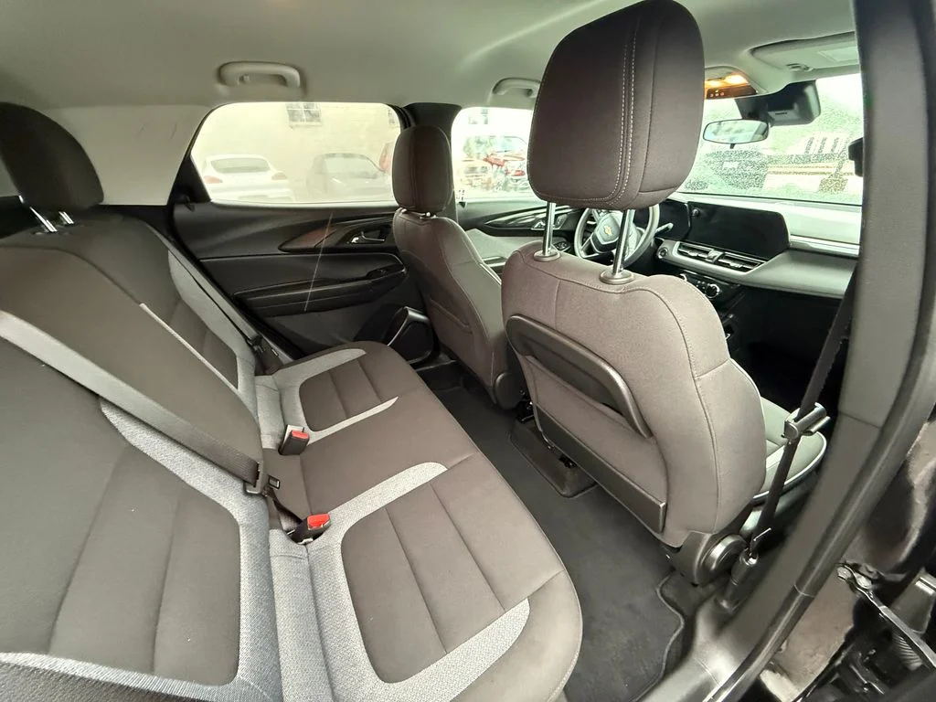Used 2024 Black Chevrolet LT image 18