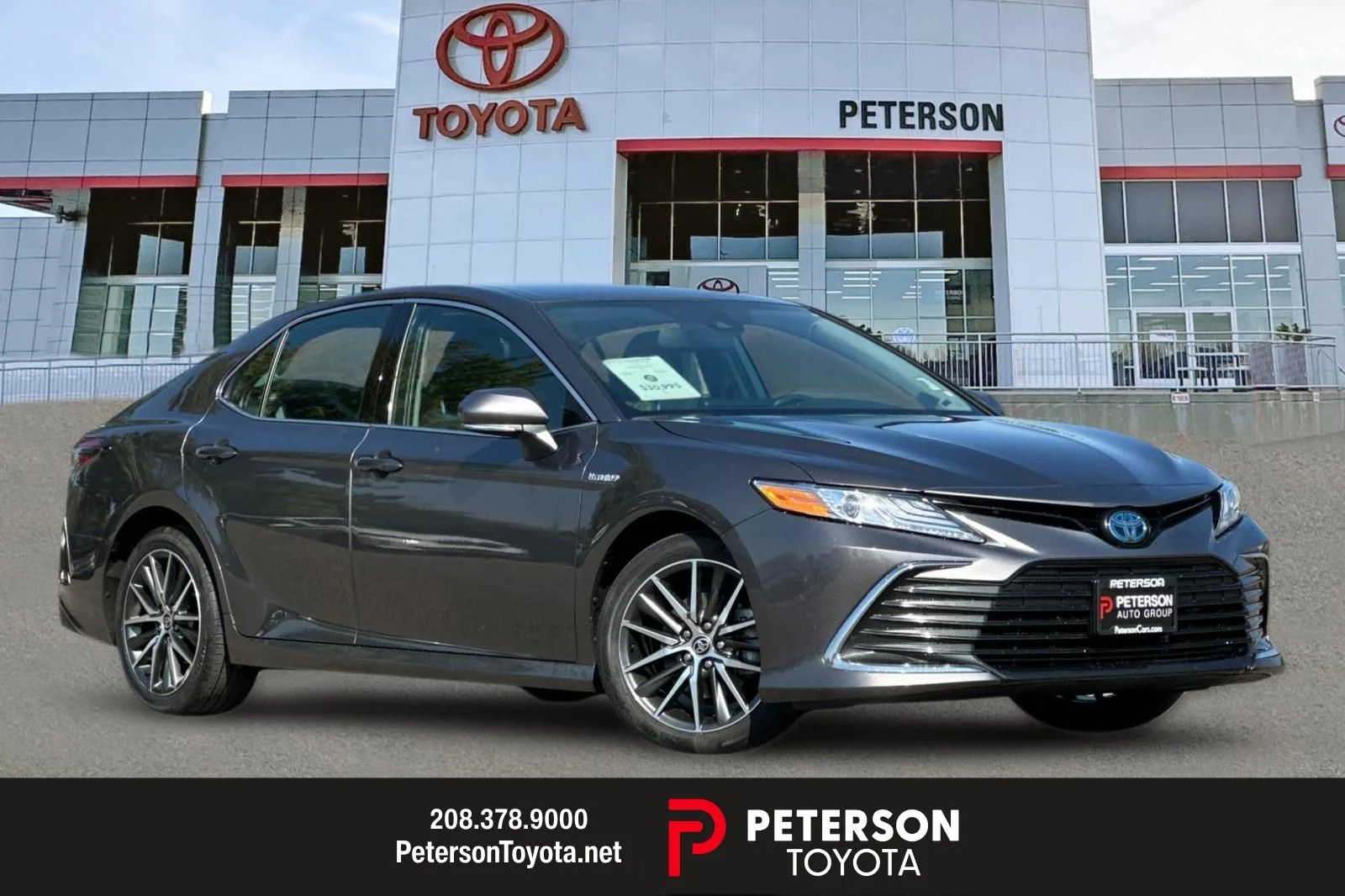 Used 2021 Gray Toyota XLE image 1