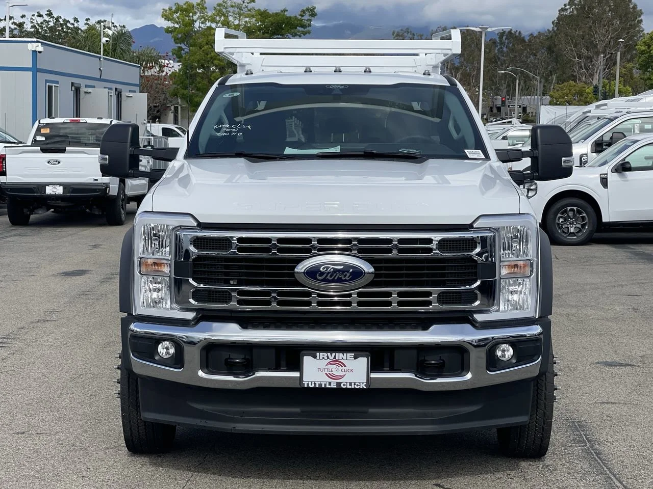 New 2024 Oxford White Ford XL image 2