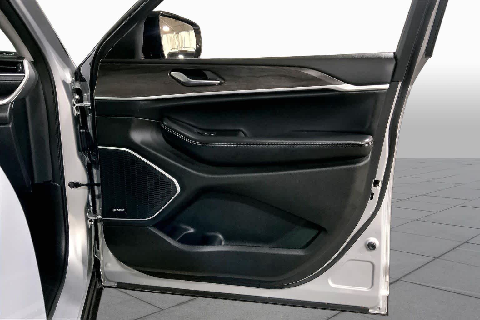 Used 2021 Silver Zynith Jeep Limited image 23