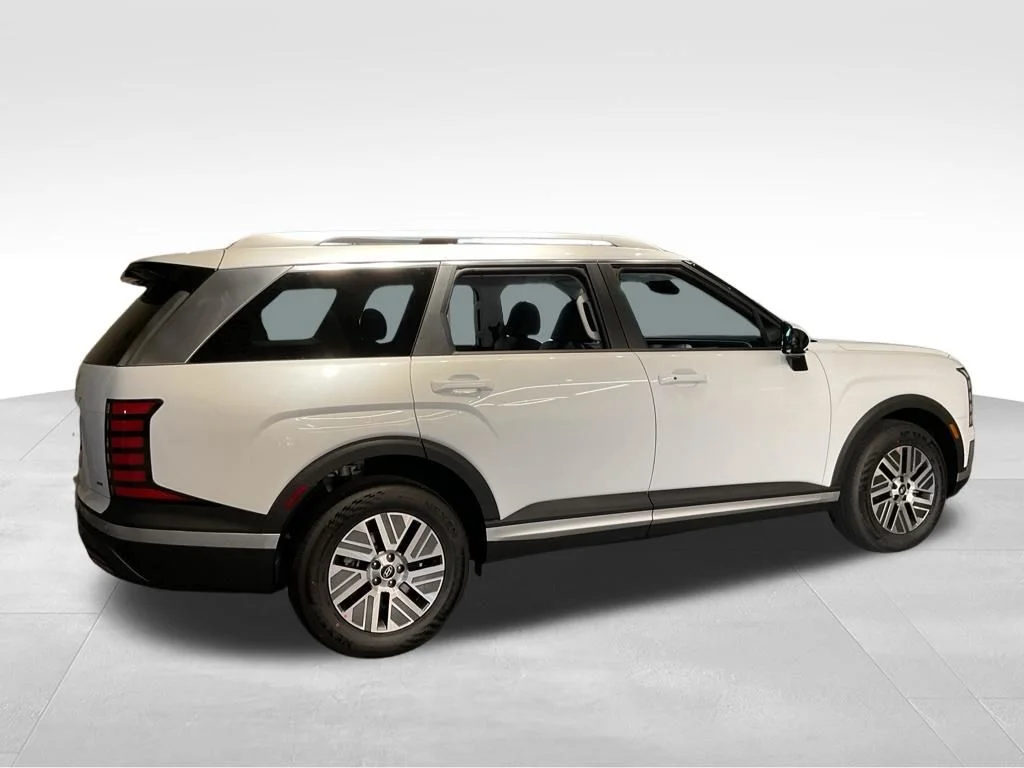 New 2026 White Hyundai SEL image 5