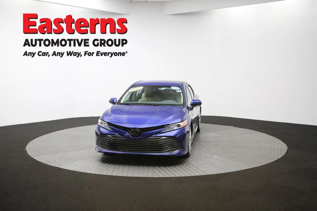 Used 2018 Blue Toyota XLE image 50