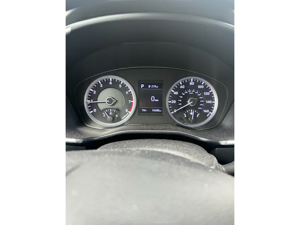 Certified Used 2019 Scarlet Red Hyundai SE image 10