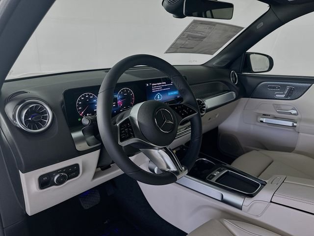 New 2026 Cirrus Silver Metallic Mercedes-Benz GLB 250 image 9