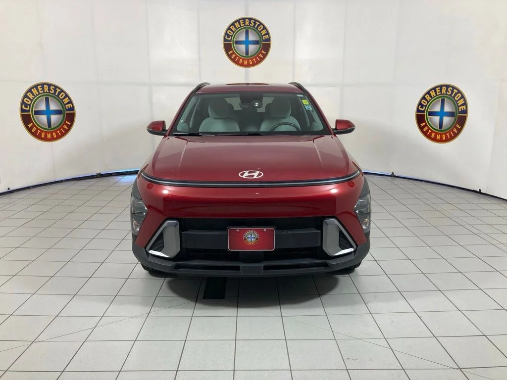 Used 2025 Red Hyundai SEL image 19