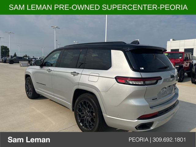 Used 2023 Silver Jeep Summit image 5