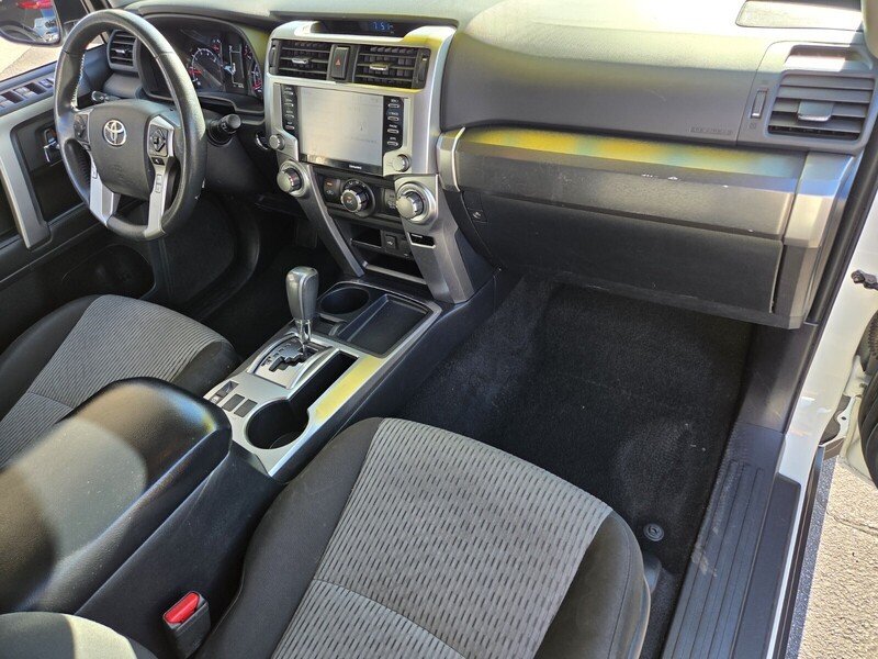 Used 2021 White Toyota SR5 image 20