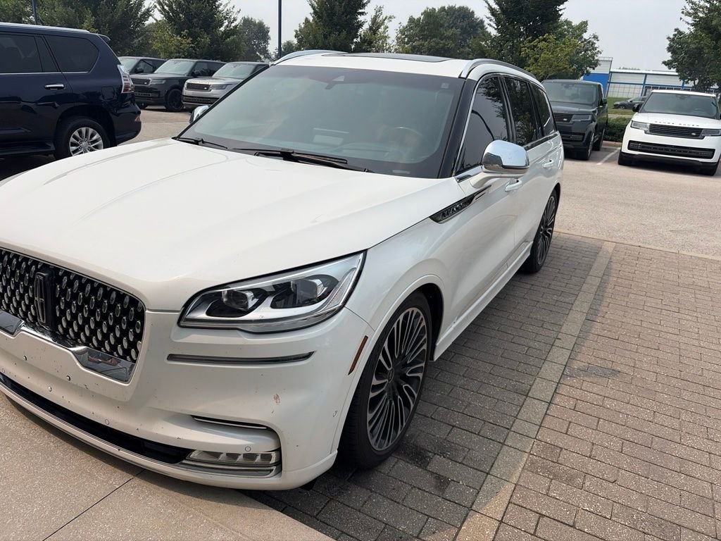 Used 2020 White Lincoln Black Label image 1