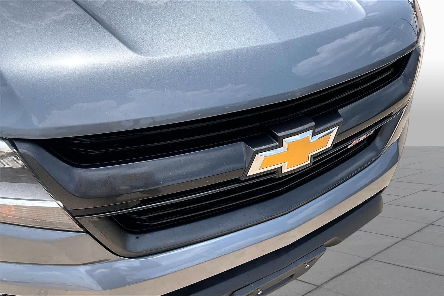 Used 2020 Satin Steel Metallic Chevrolet 2WD Z71 image 29