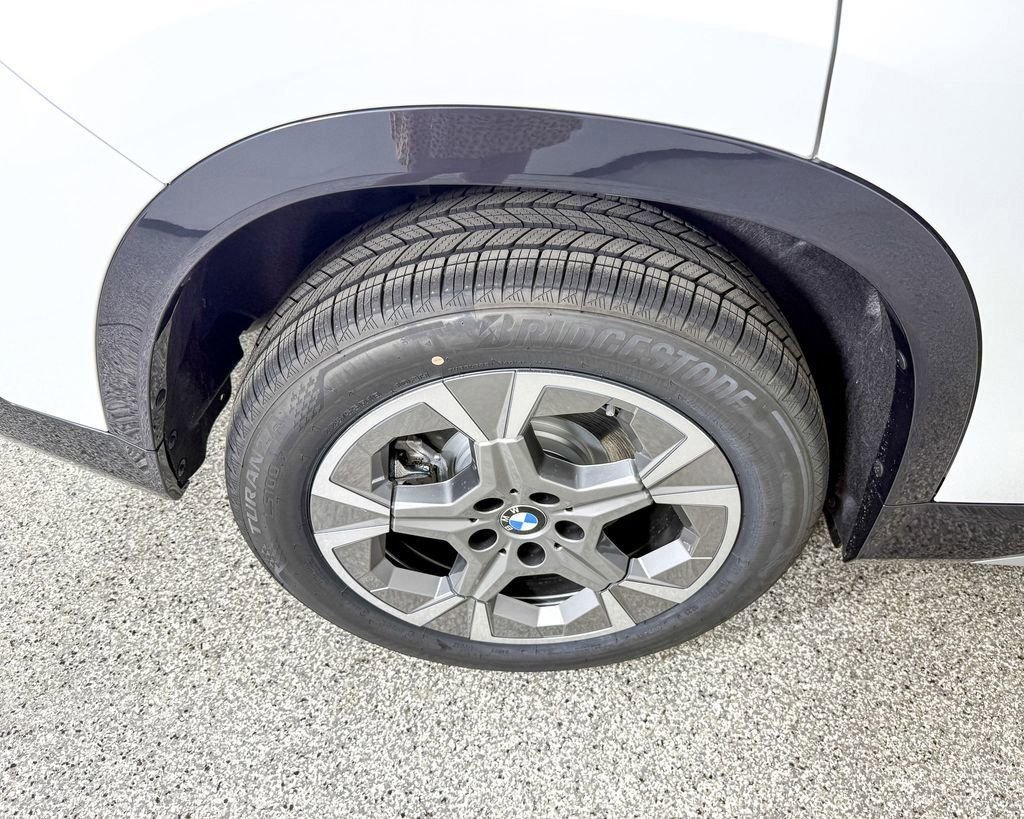 Certified Used 2025 Alpine White BMW xDrive28i image 20