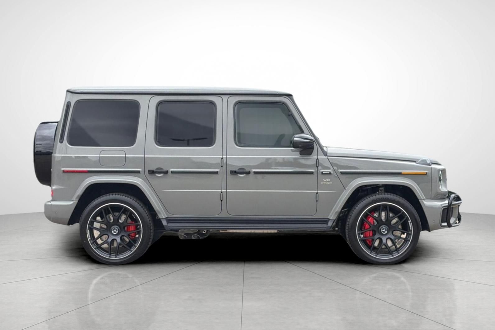 New 2026 MANUFAKTUR Arabian Grey Non- Metallic Mercedes-Benz G 63 AMG® image 34