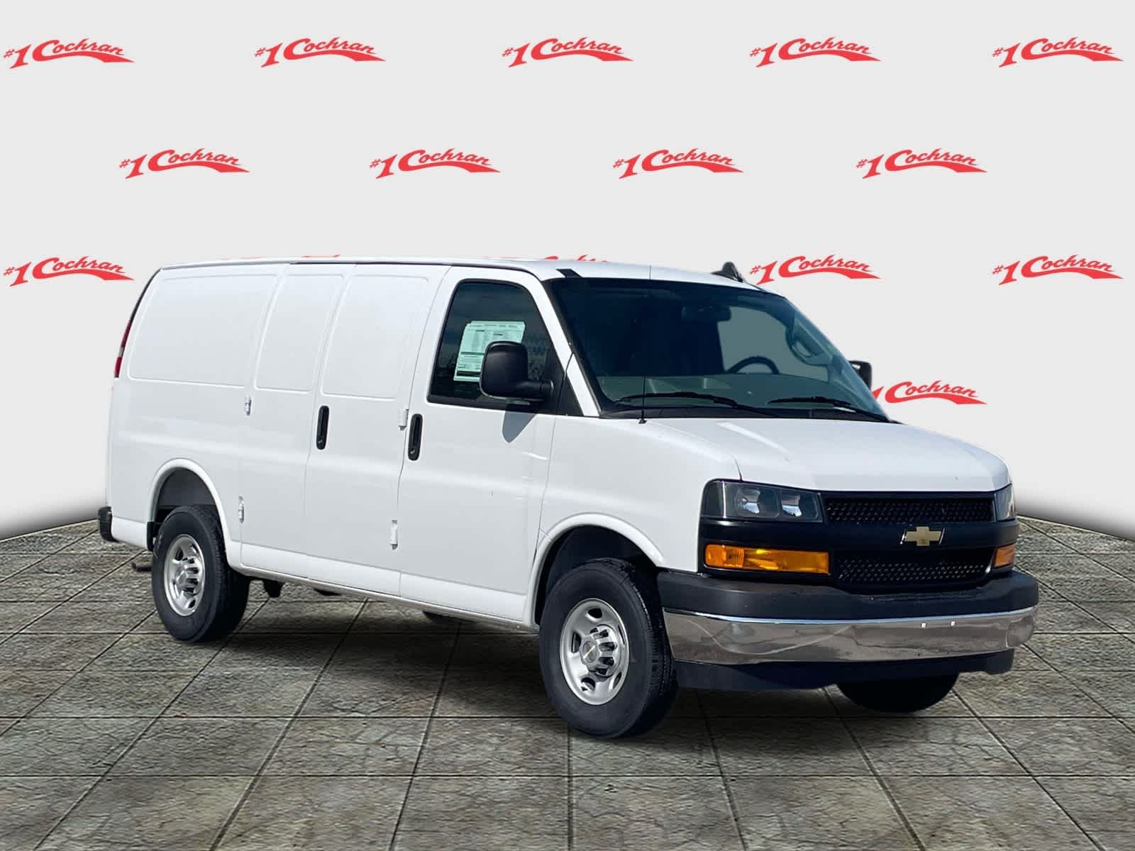 2026 Chevrolet Express 2500 Work Van HD's photo