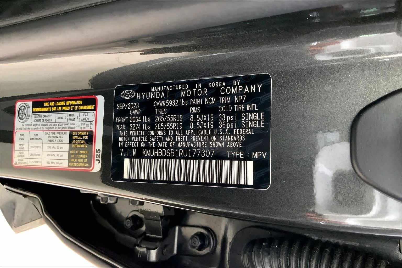 Used 2024 Makalu Gray Genesis  image 35