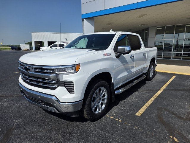 New 2026 Summit White Chevrolet LTZ image 39