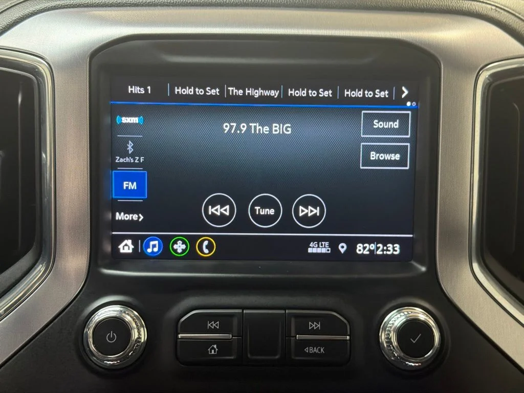 Used 2022 Summit White GMC SLE image 14