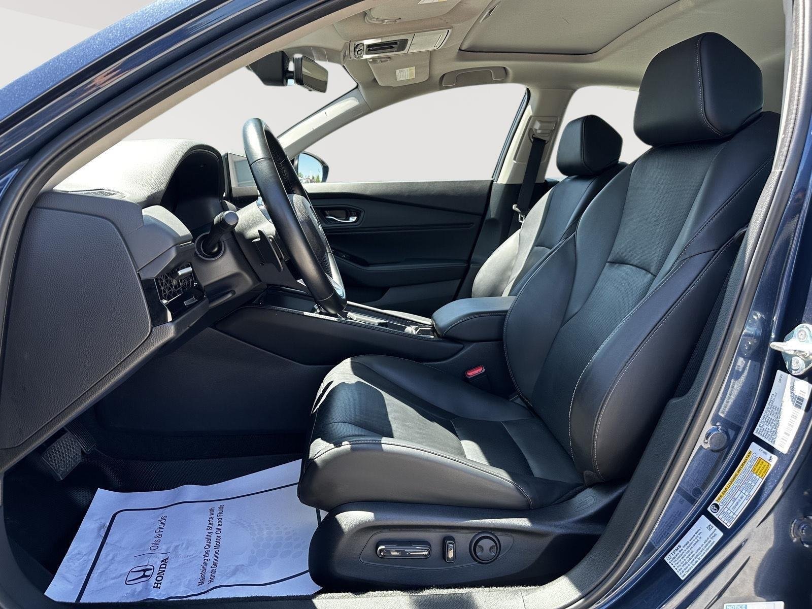 Used 2023 Canyon River Blue Metallic Honda Touring image 7