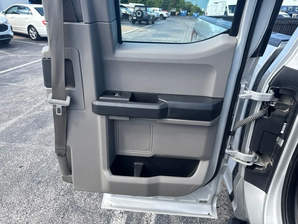 Used 2019 Silver Ford XL image 39