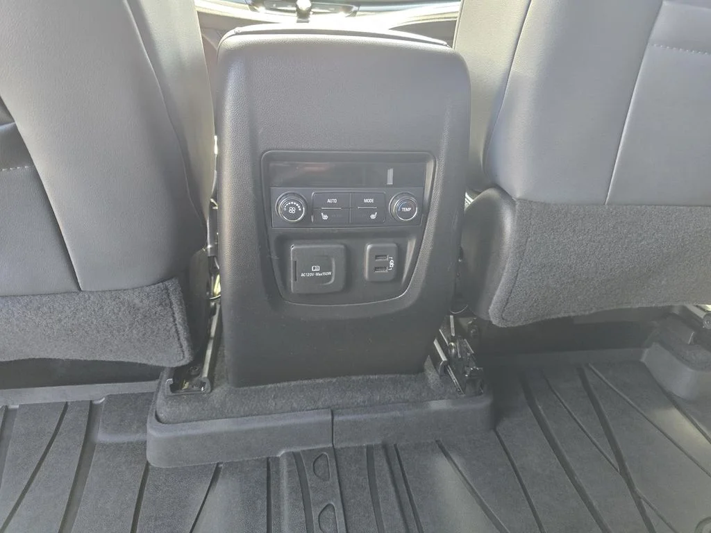 Used 2018 Includes Pitch Dark Night lower exterior accent color. Buick Premium image 17