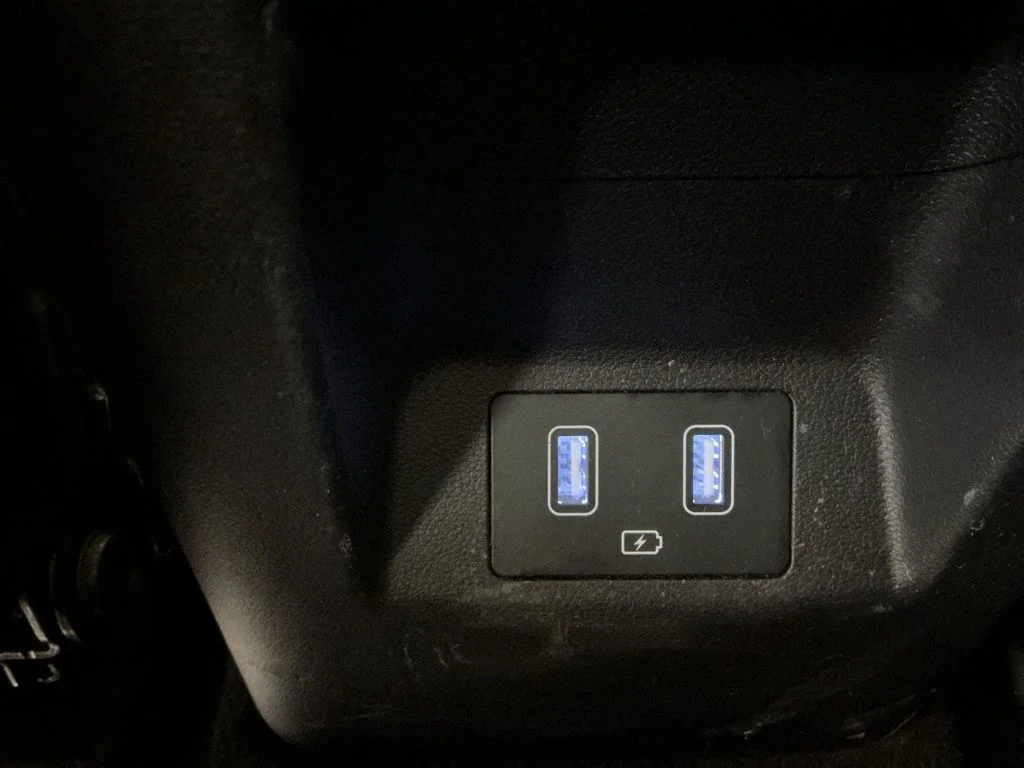 Certified Used 2022 Blue Hyundai SEL Convenience image 17