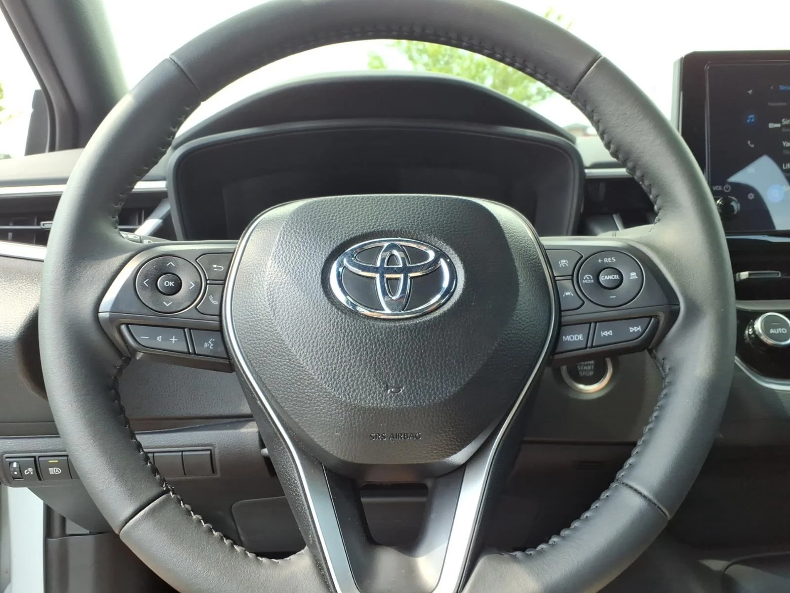 Used 2026 Ice Cap Toyota SE image 24