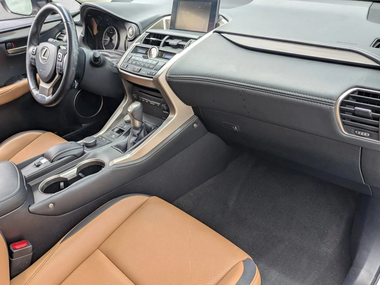 Used 2015 Silver Lining Metallic Lexus  image 22