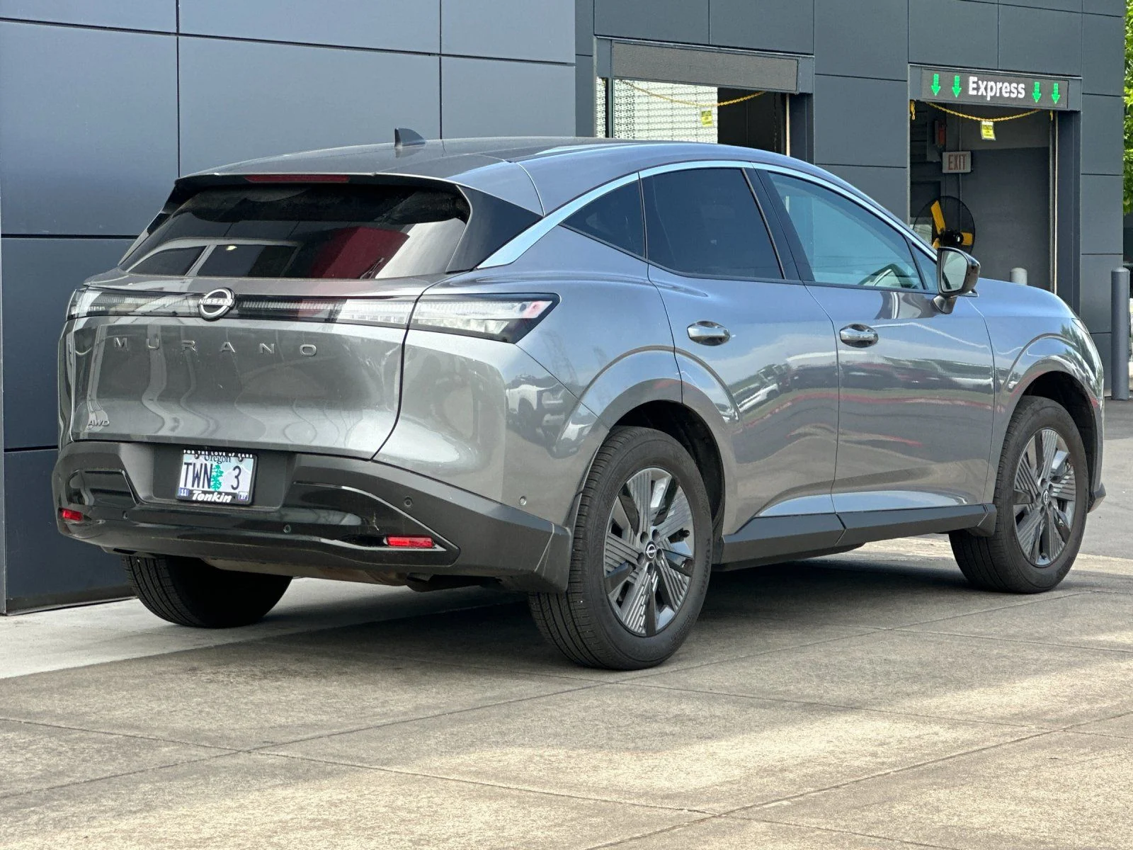 Used 2025 Gun Metallic Nissan SV image 3