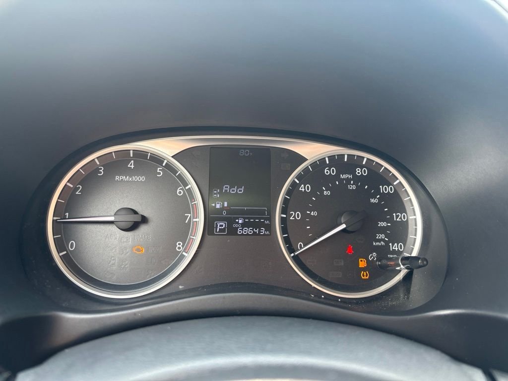 Used 2018 Silver Nissan S image 22