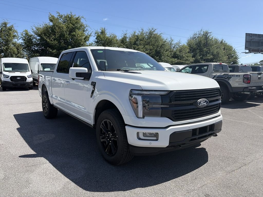 New 2026 Star White Metallic Tri-Coat Ford Platinum® image 9