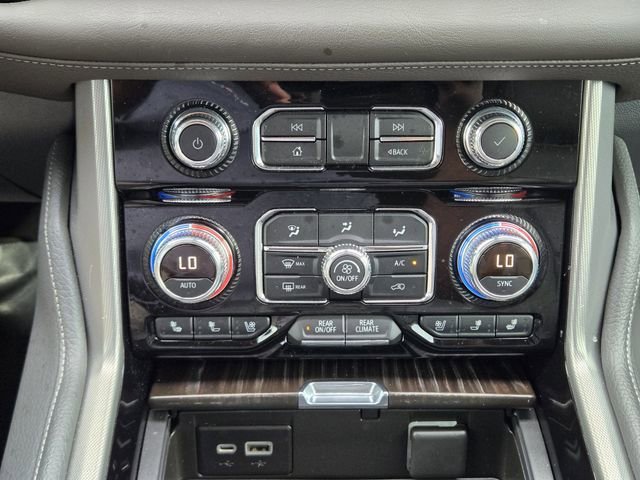 2021 GMC Yukon Denali - Photo 18