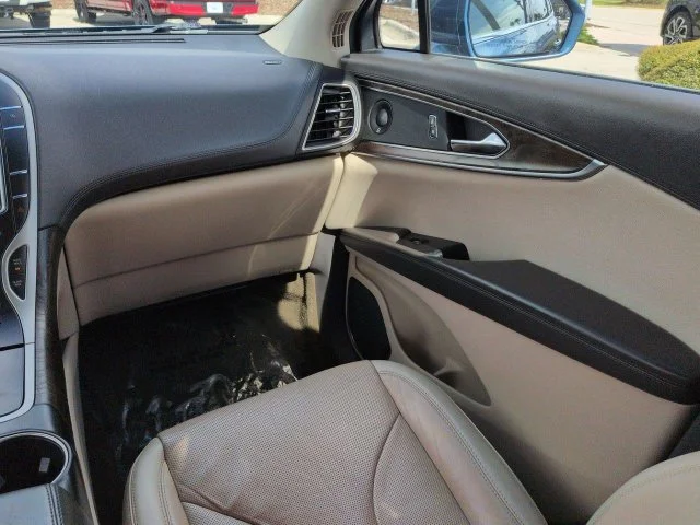 Certified Used 2019 Diamond Lincoln Reserve image 17
