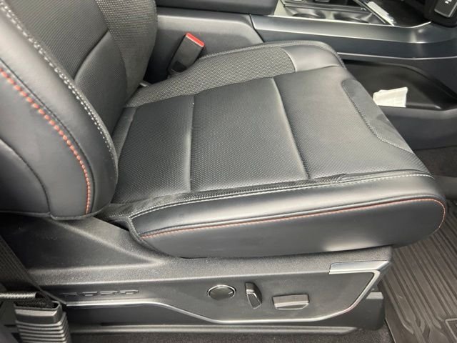 Used 2024 White Ford Raptor image 24
