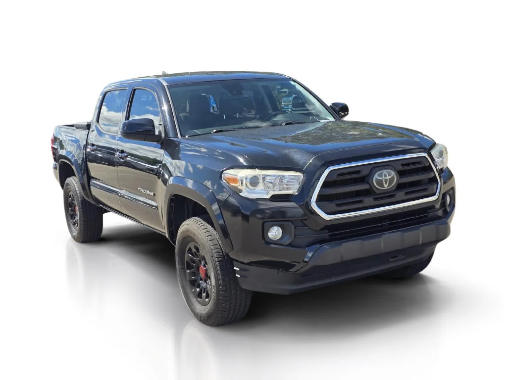 Used 2019 Midnight Black Toyota SR image 3