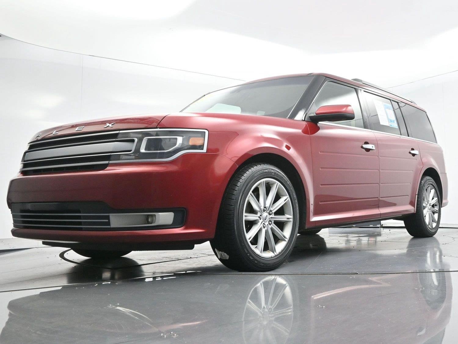 Used 2014 Ruby Red Metallic Tinted Clearcoat Ford Limited image 45