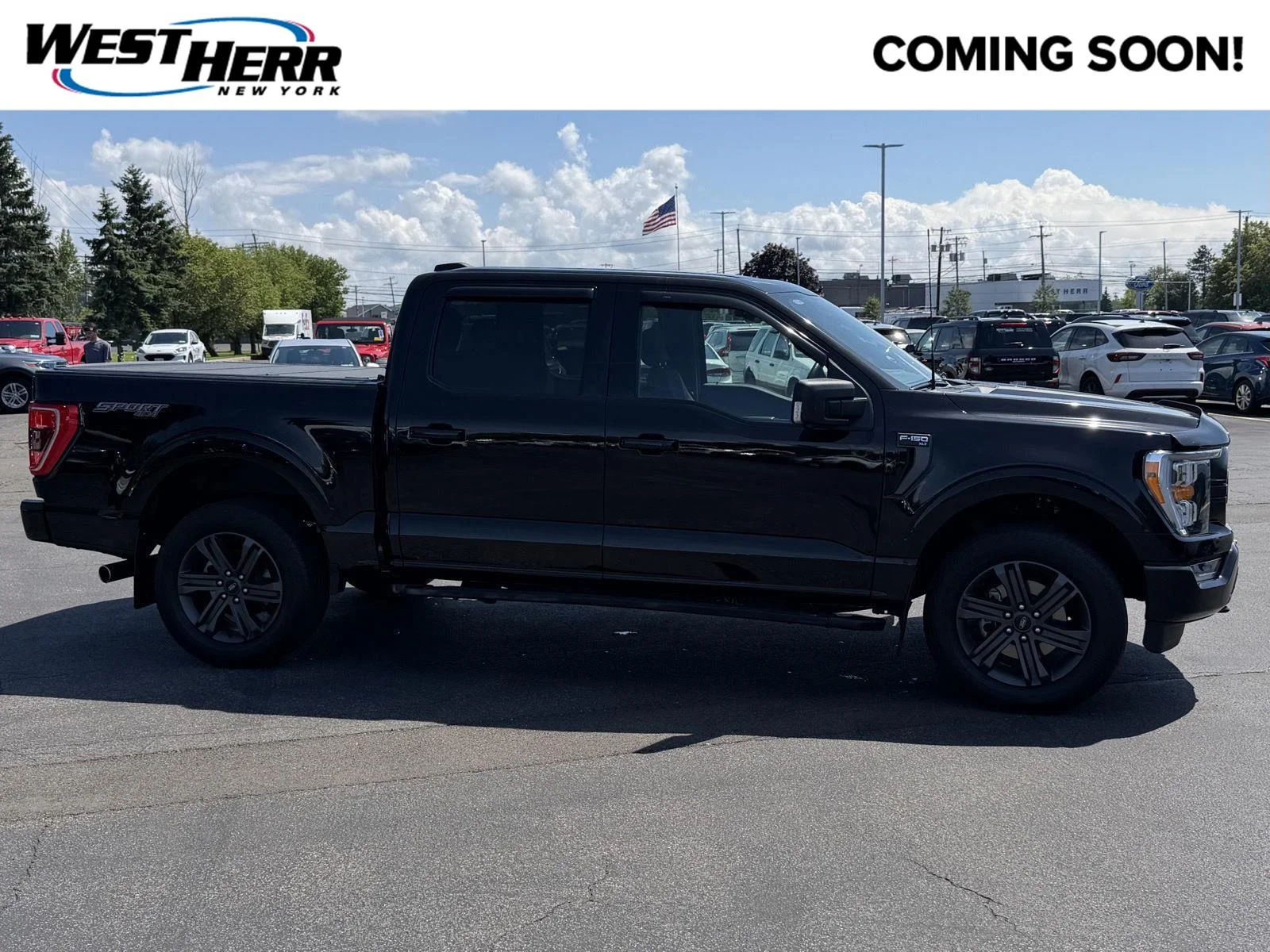Used 2023 Agate Black Ford XLT image 1