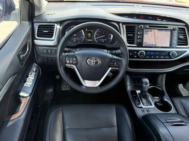Certified Used 2019 OOH LA LA ROUGE MICA Toyota XLE image 24