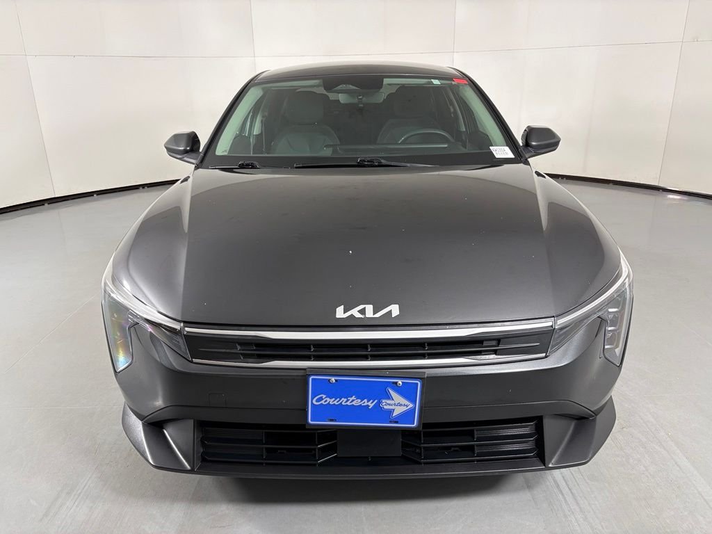 Used 2025 Gray Kia LXS image 3