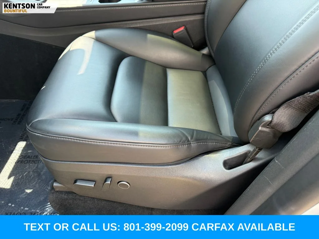 Used 2023 White Tesla Long Range image 27