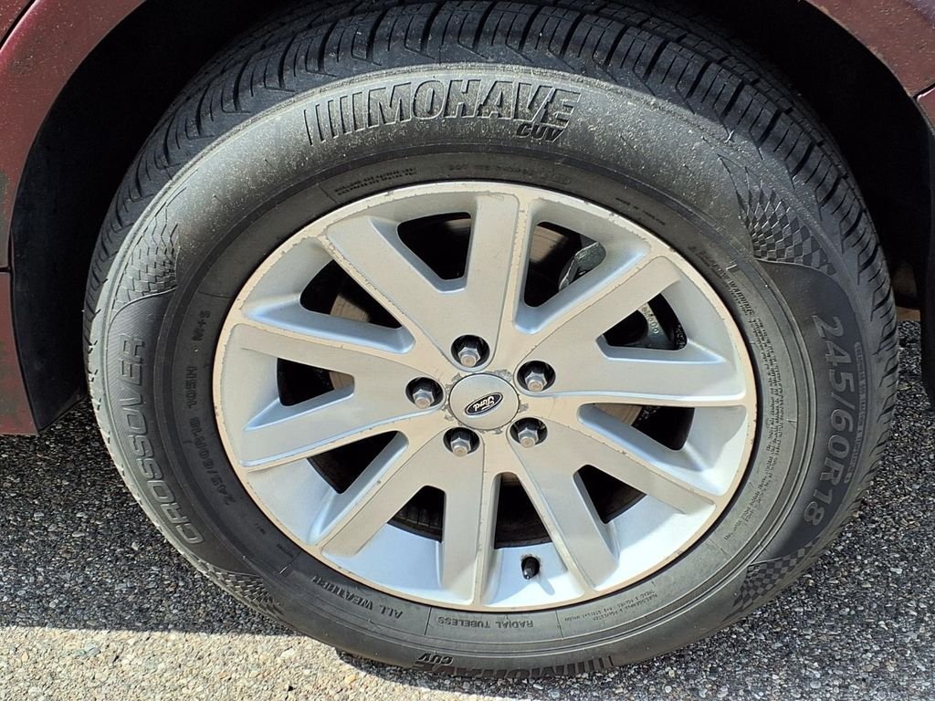 Used 2011 Red Ford SEL image 7