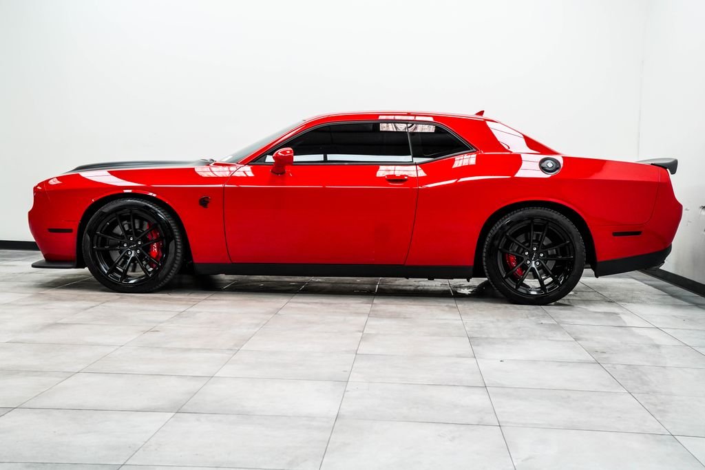 Used 2023 Red Dodge SRT Hellcat Jailbreak image 8
