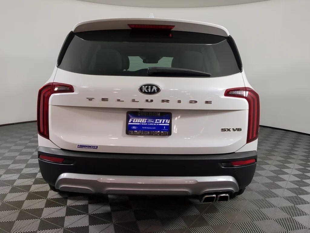 Used 2020 White Kia SX image 7