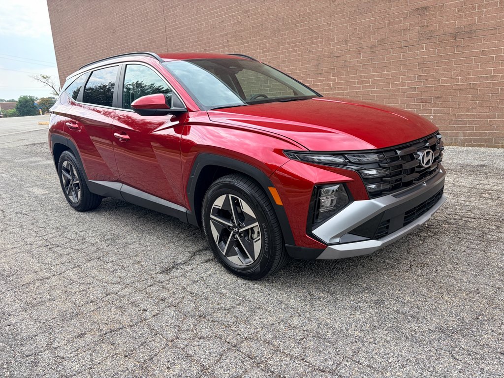 Used 2025 Ultimate Red Hyundai SEL image 7