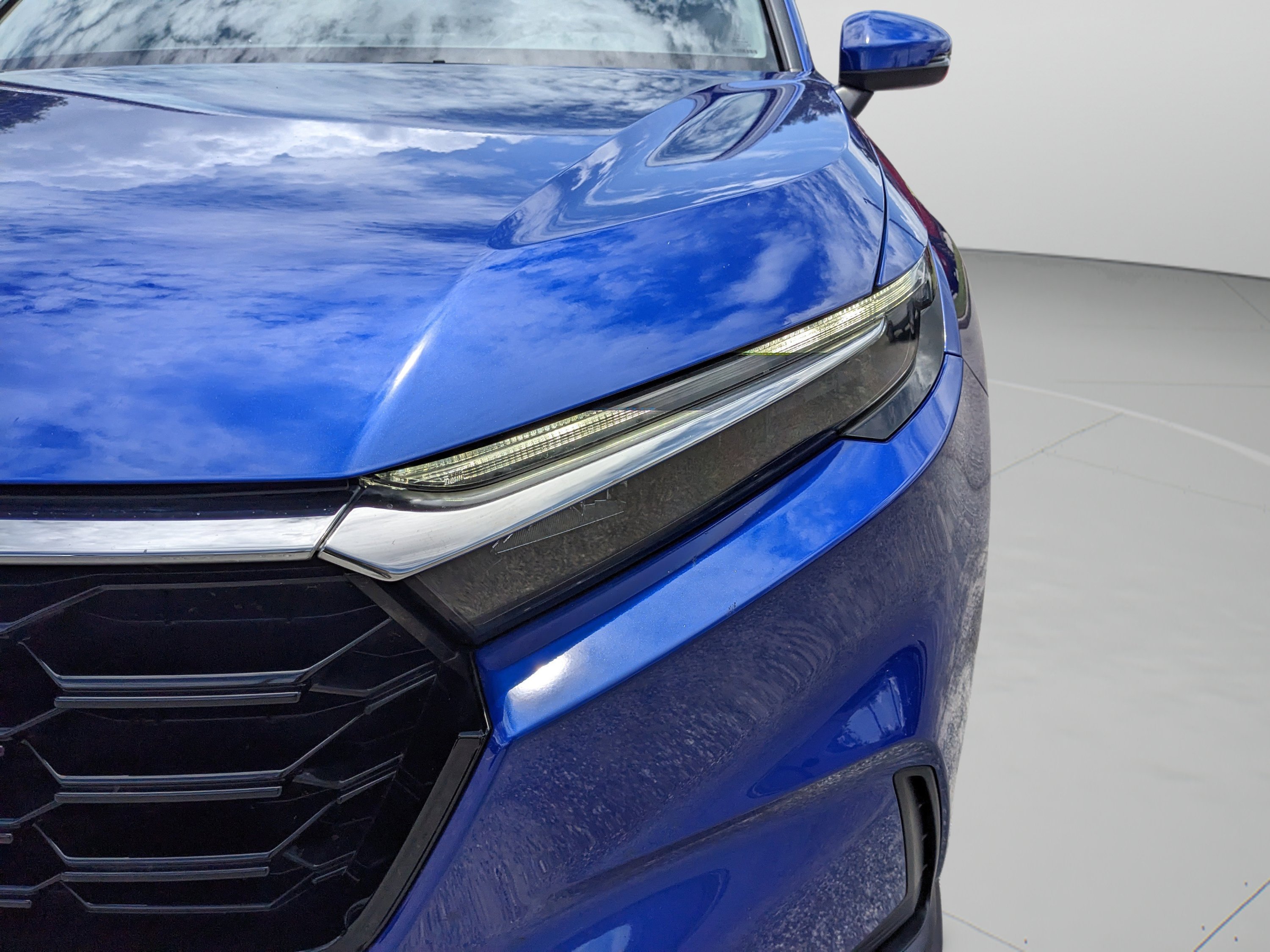 Used 2023 Still Night Pearl Honda EX image 8