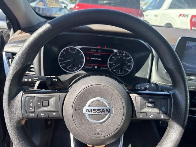 Used 2021 Gun Metallic Nissan SV image 28