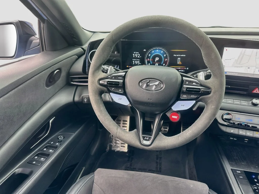 Used 2022 Blue Hyundai Base image 24